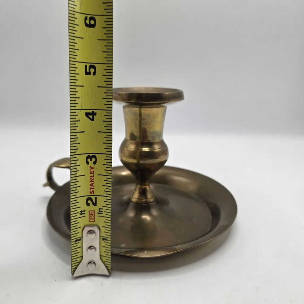 Vintage Brass Chamberstick Candle Holder Finger Loop Handle Traditional Colonial